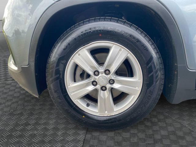 Used 2020 Chevrolet Trax LS w/ Tint and Cruise Package image 31