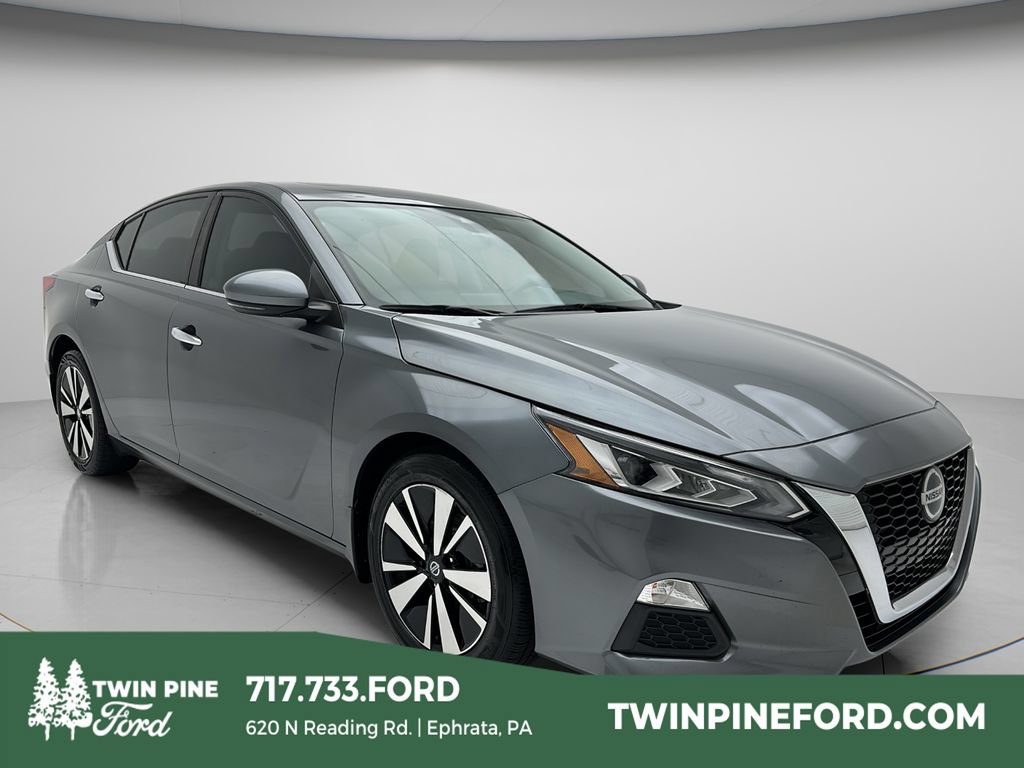 Used 2021 Nissan Altima 2.5 SV w/ SV Premium Package FWD image 1
