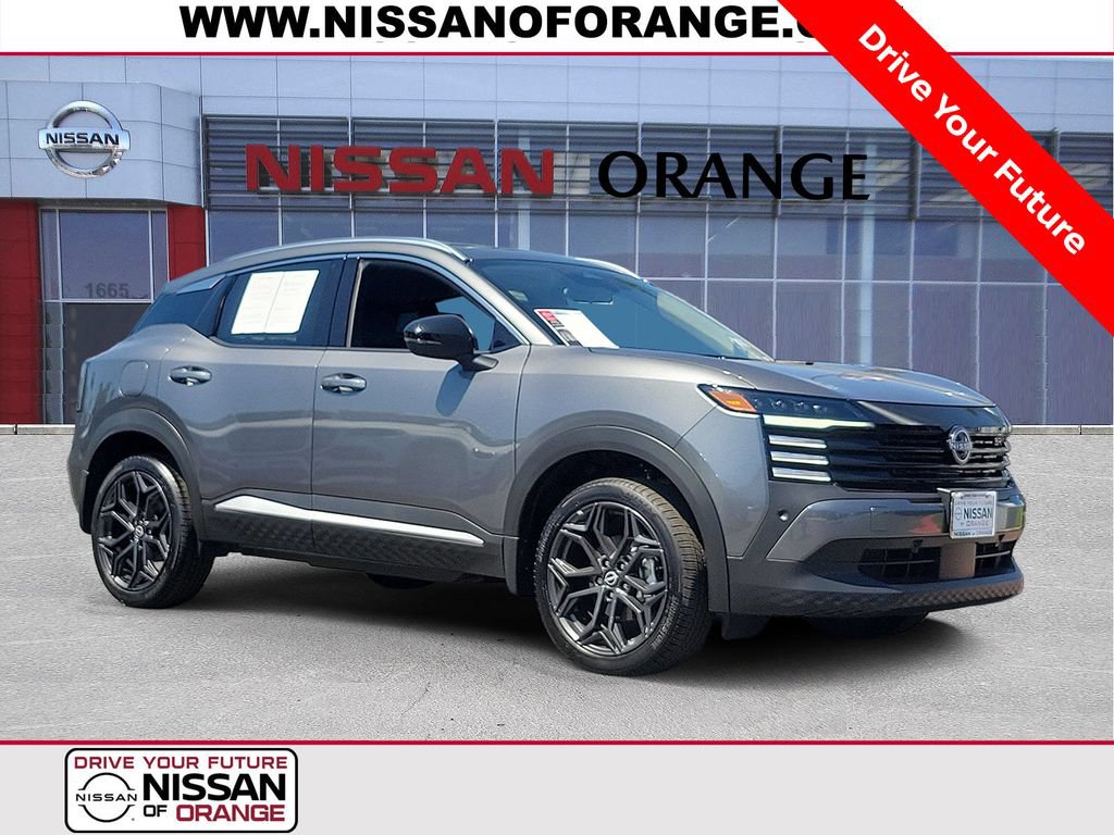 Certified 2026 Nissan Kicks SR FWD image 1