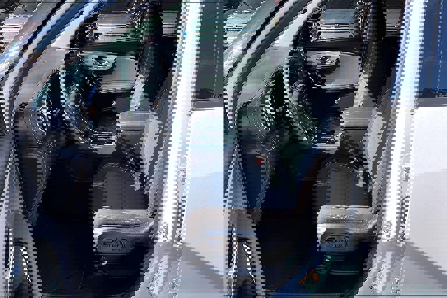 New 2026 Chevrolet Blazer LT w/ Midnight/Sport Edition image 10