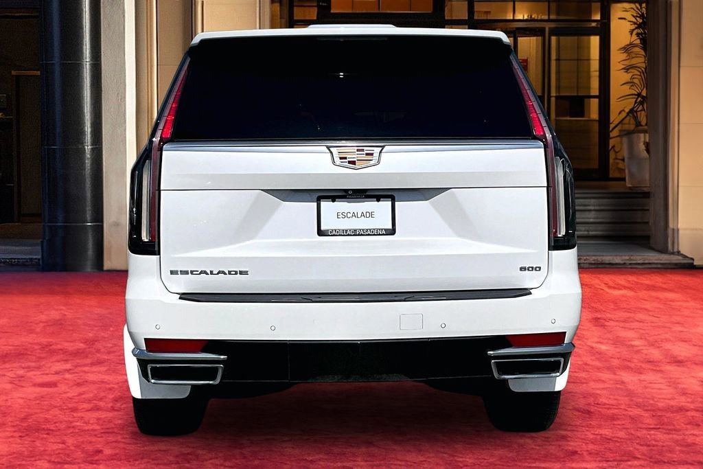 Used 2021 Cadillac Escalade Premium Luxury RWD image 5