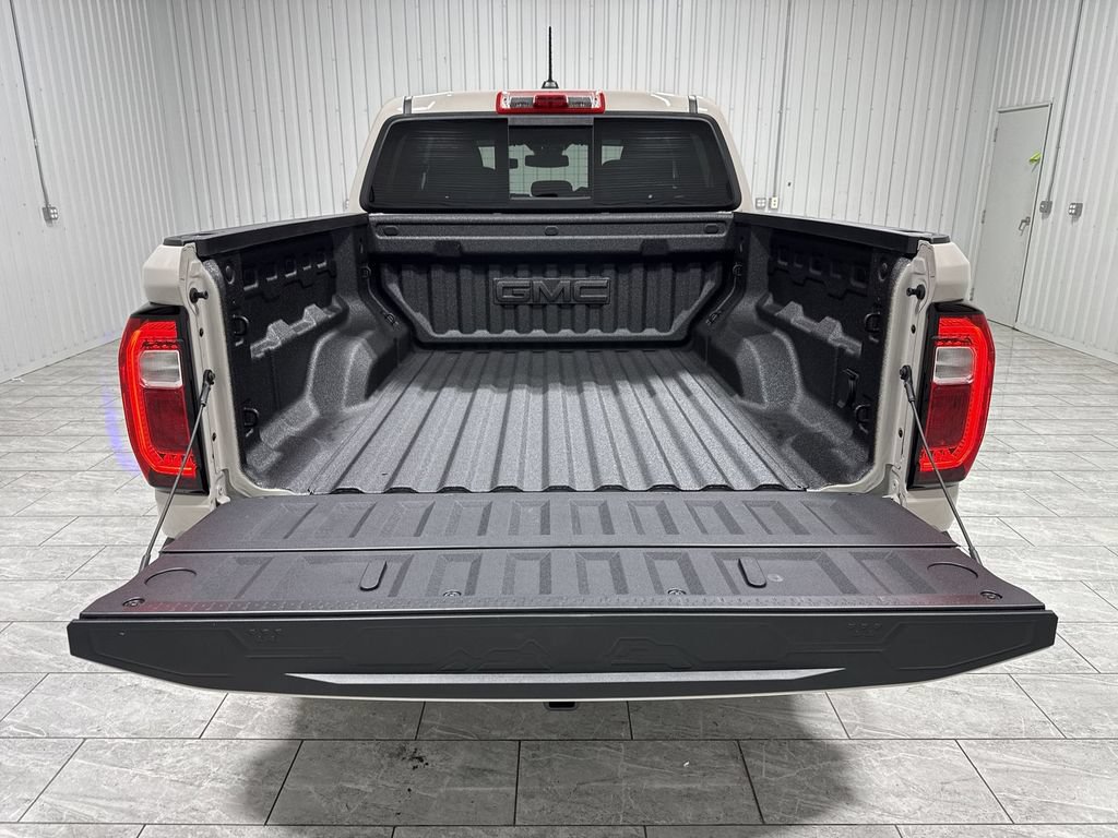 New 2026 GMC Canyon Elevation w/ Convenience Package RWD image 27