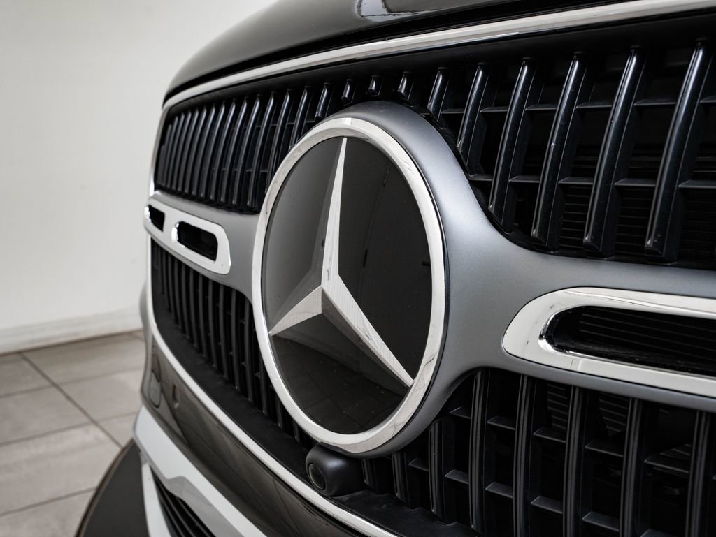 New 2026 Mercedes-Benz GLC 300 4MATIC image 3