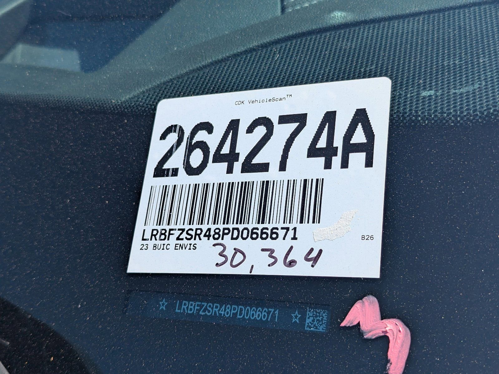 Used 2023 Buick Envision Avenir image 36