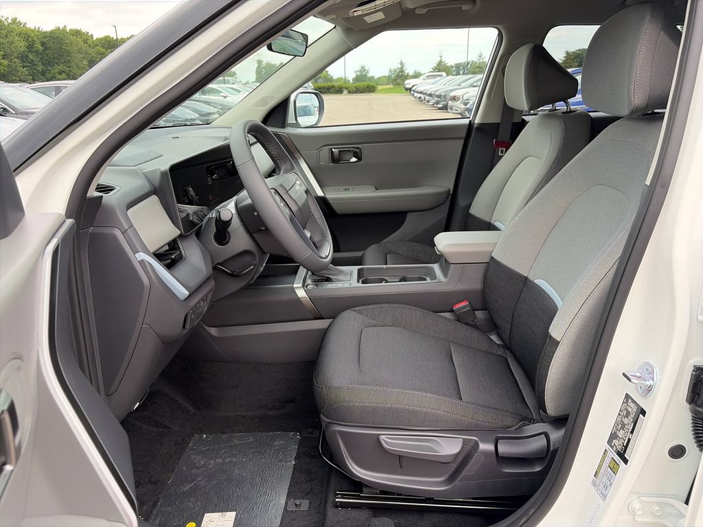 New 2027 Kia Seltos LX FWD image 16