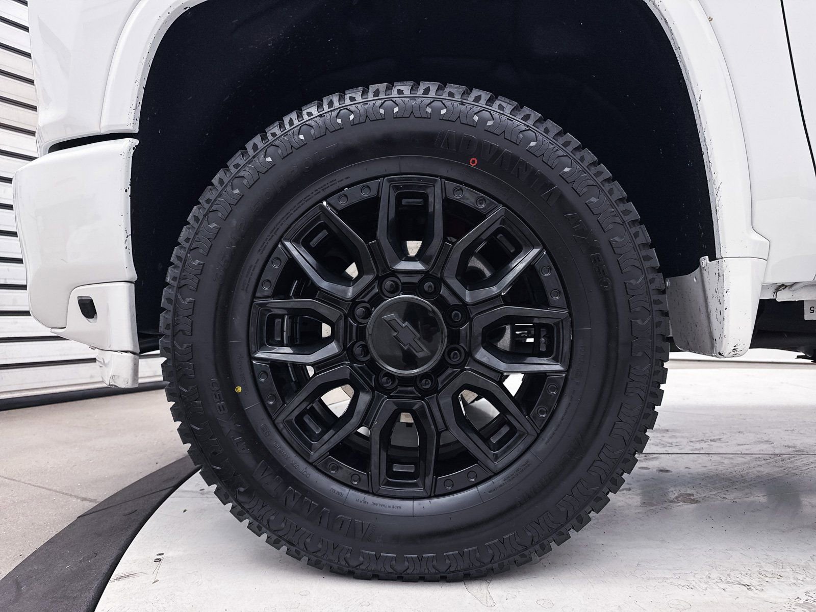 Used 2022 Chevrolet Silverado 2500 High Country w/ Z71 Off-Road Package image 29