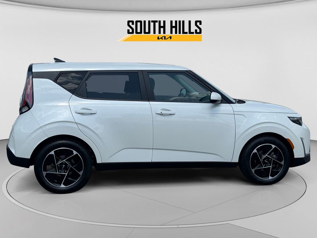 Used 2023 Kia Soul EX FWD image 6