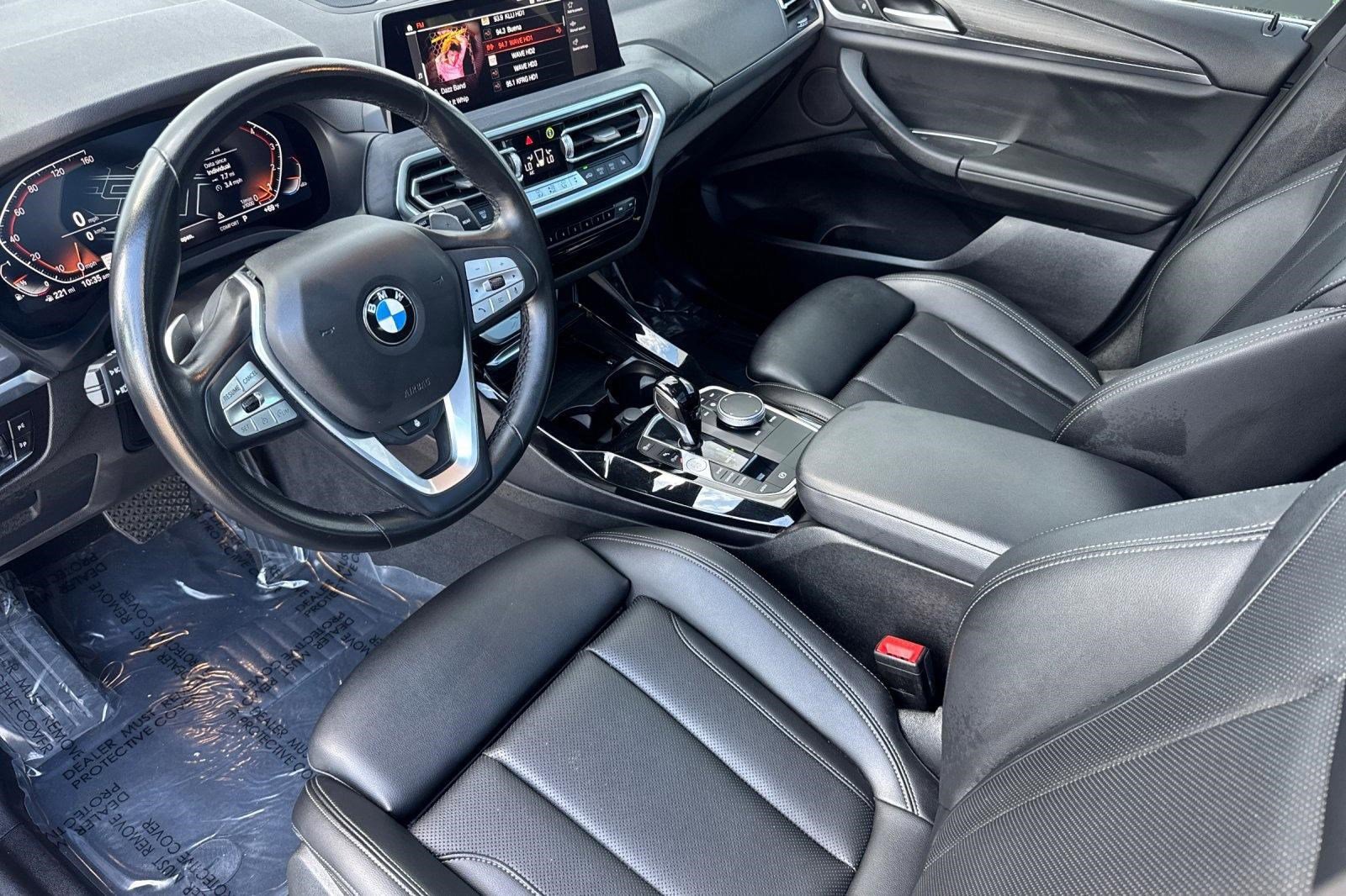 Used 2024 BMW X3 sDrive30i RWD image 4