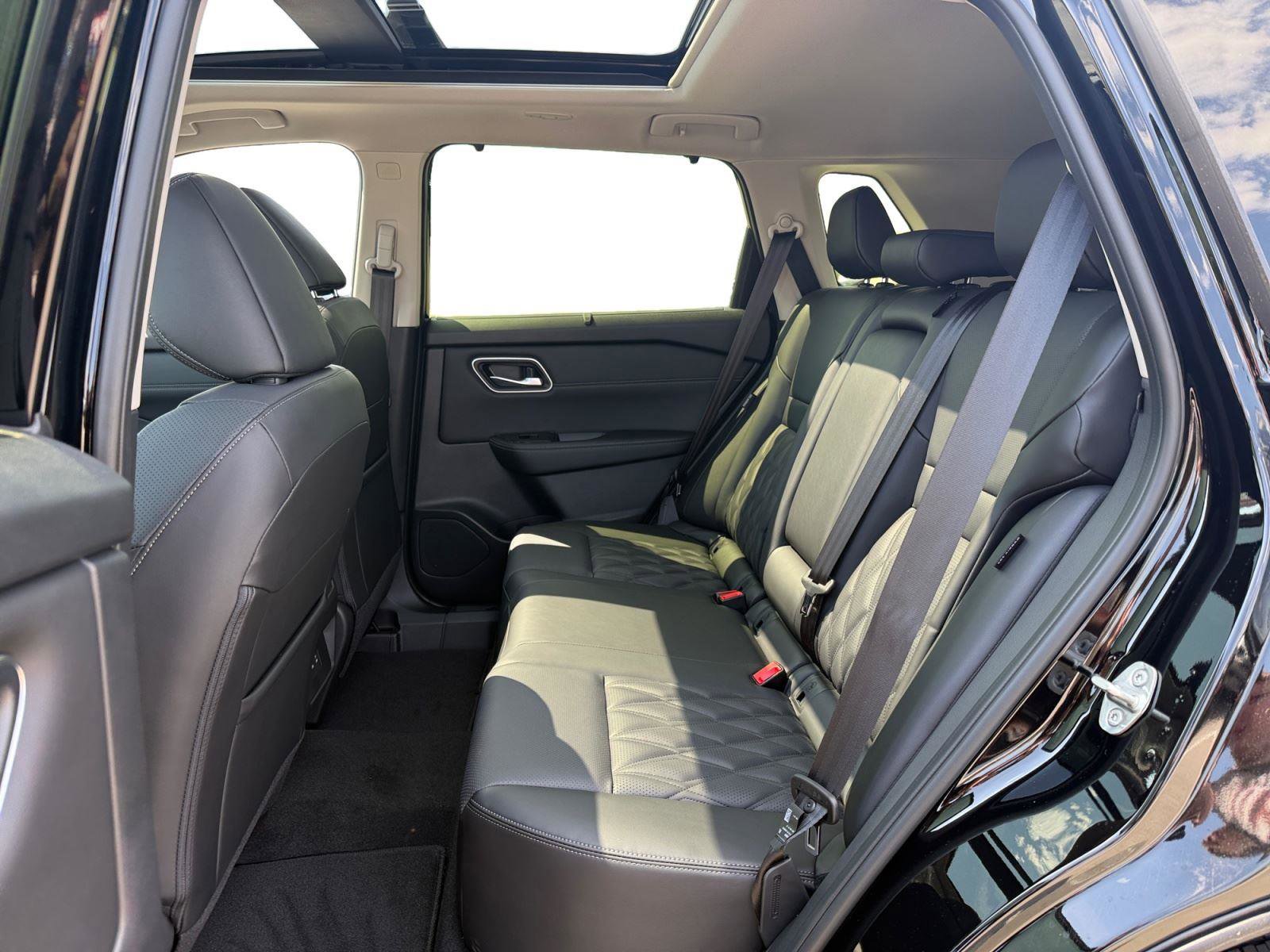 New 2026 Nissan Rogue Platinum AWD/4WD image 21