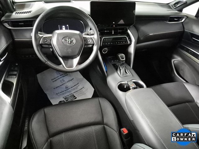 Used 2024 Toyota Venza Limited image 2