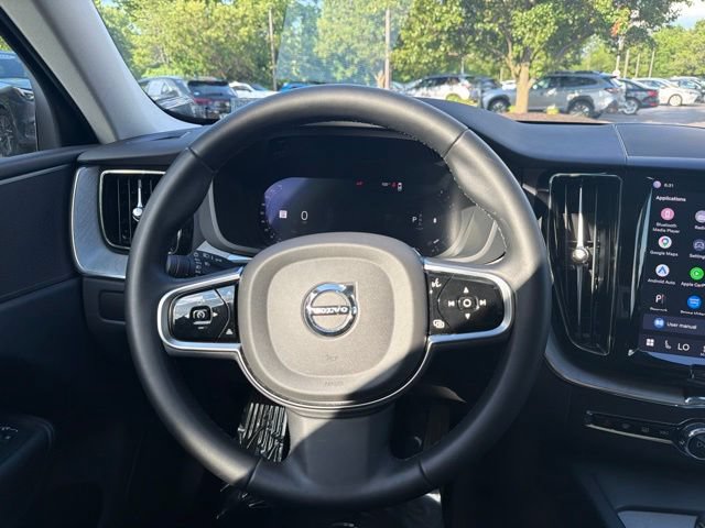 Used 2025 Volvo XC60 B5 Plus AWD/4WD image 15