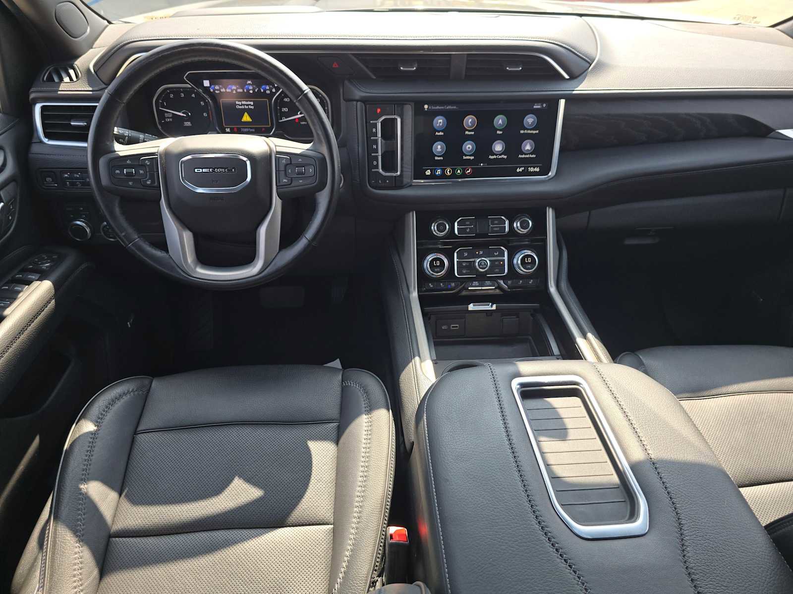 Used 2021 GMC Yukon Denali w/ Denali Premium Package AWD/4WD image 20