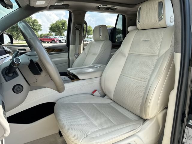 Used 2021 Cadillac Escalade Premium Luxury Platinum AWD/4WD image 11