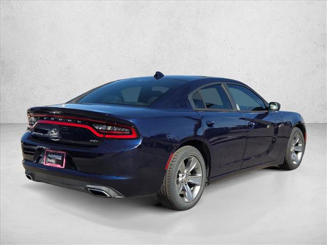 Used 2015 Dodge Charger SXT video 4