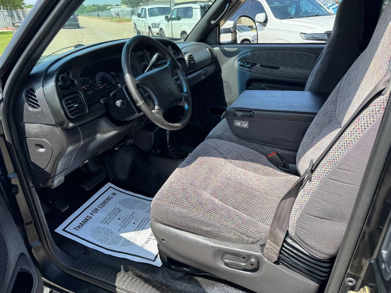 Used 1998 Dodge Ram 3500 Truck SLT LARAMIE 4X4 12V 5.9L CUMMI image 10