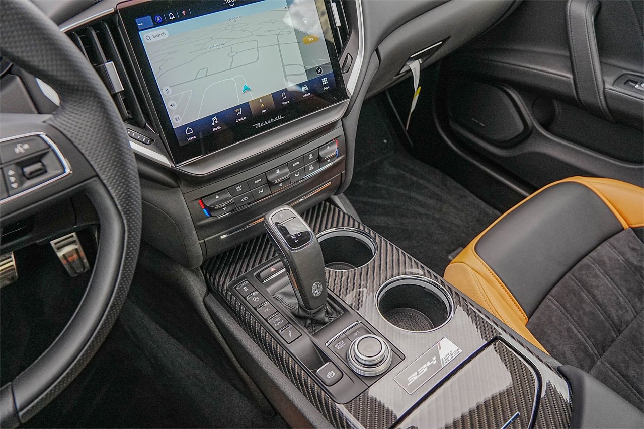 Used 2024 Maserati Ghibli Trofeo image 20