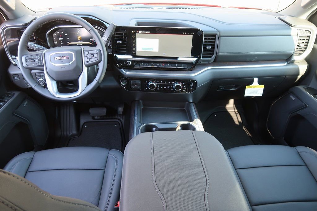 New 2026 GMC Sierra 2500 SLT w/ SLT Premium Package image 7