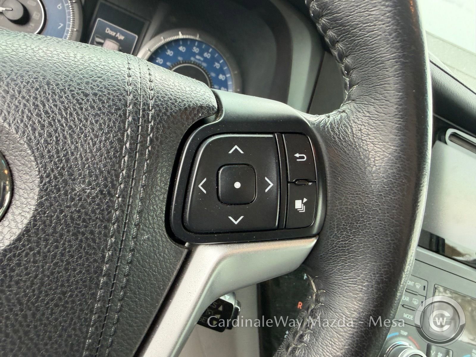 Used 2017 Toyota Sienna XLE Premium image 10