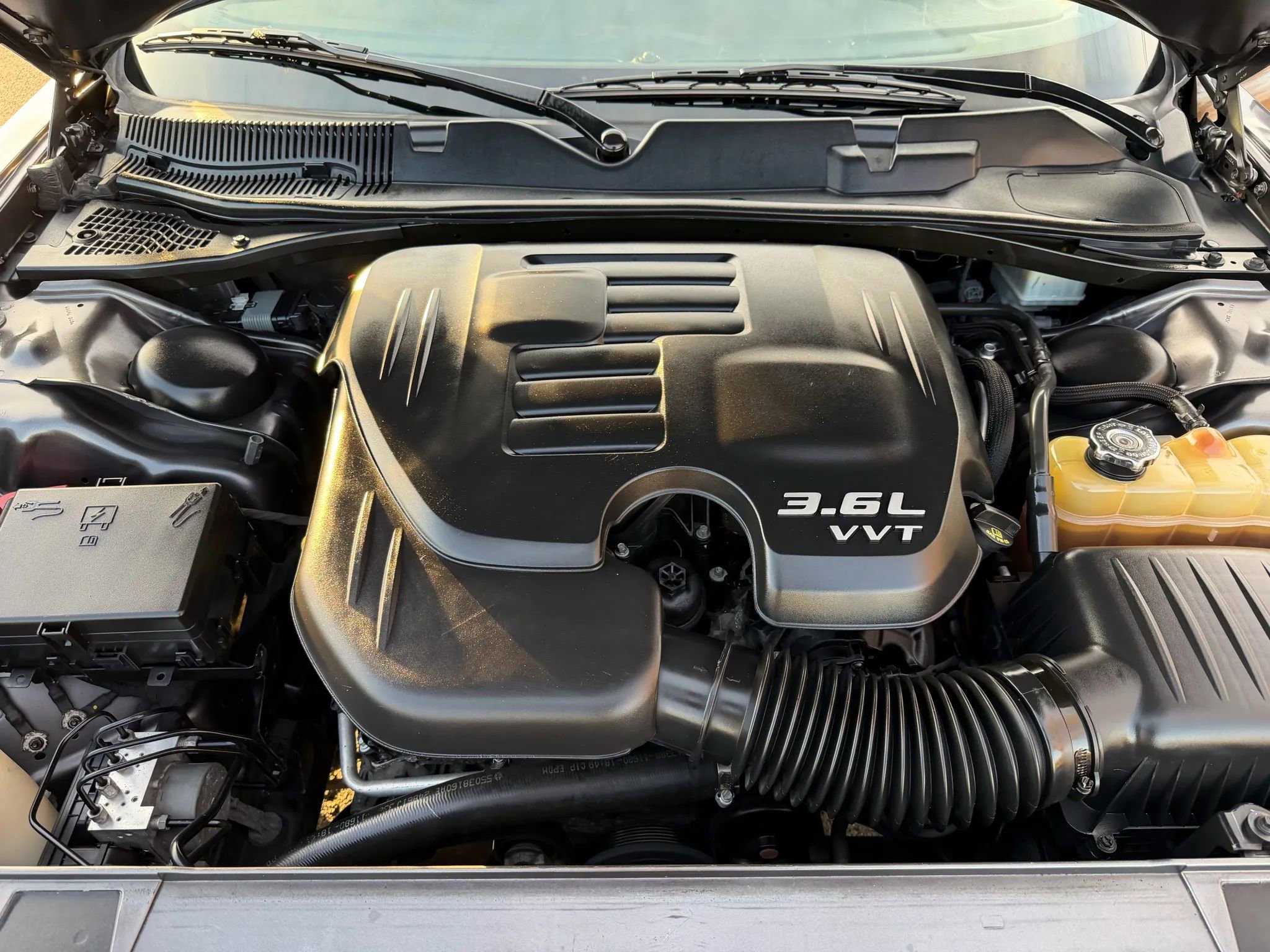 Used 2019 Dodge Challenger SXT image 34