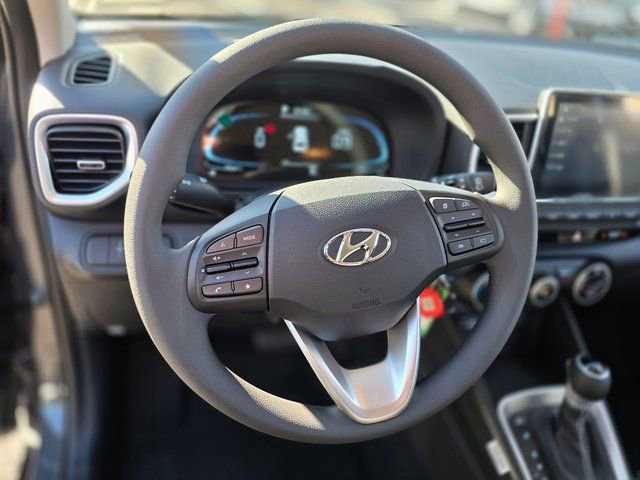 New 2026 Hyundai Venue SE FWD image 18