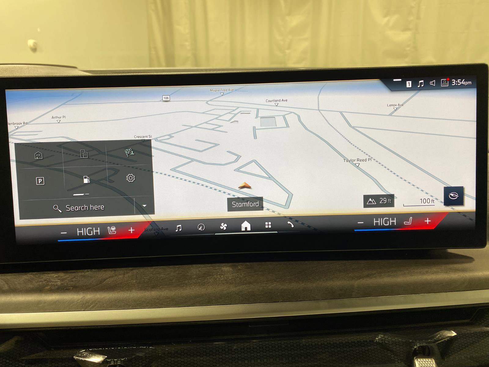 Certified 2025 BMW X7 xDrive40i w/ Premium Package image 12