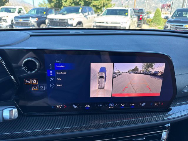 New 2027 Chevrolet Traverse Z71 w/ Driver Confidence Package AWD/4WD image 28