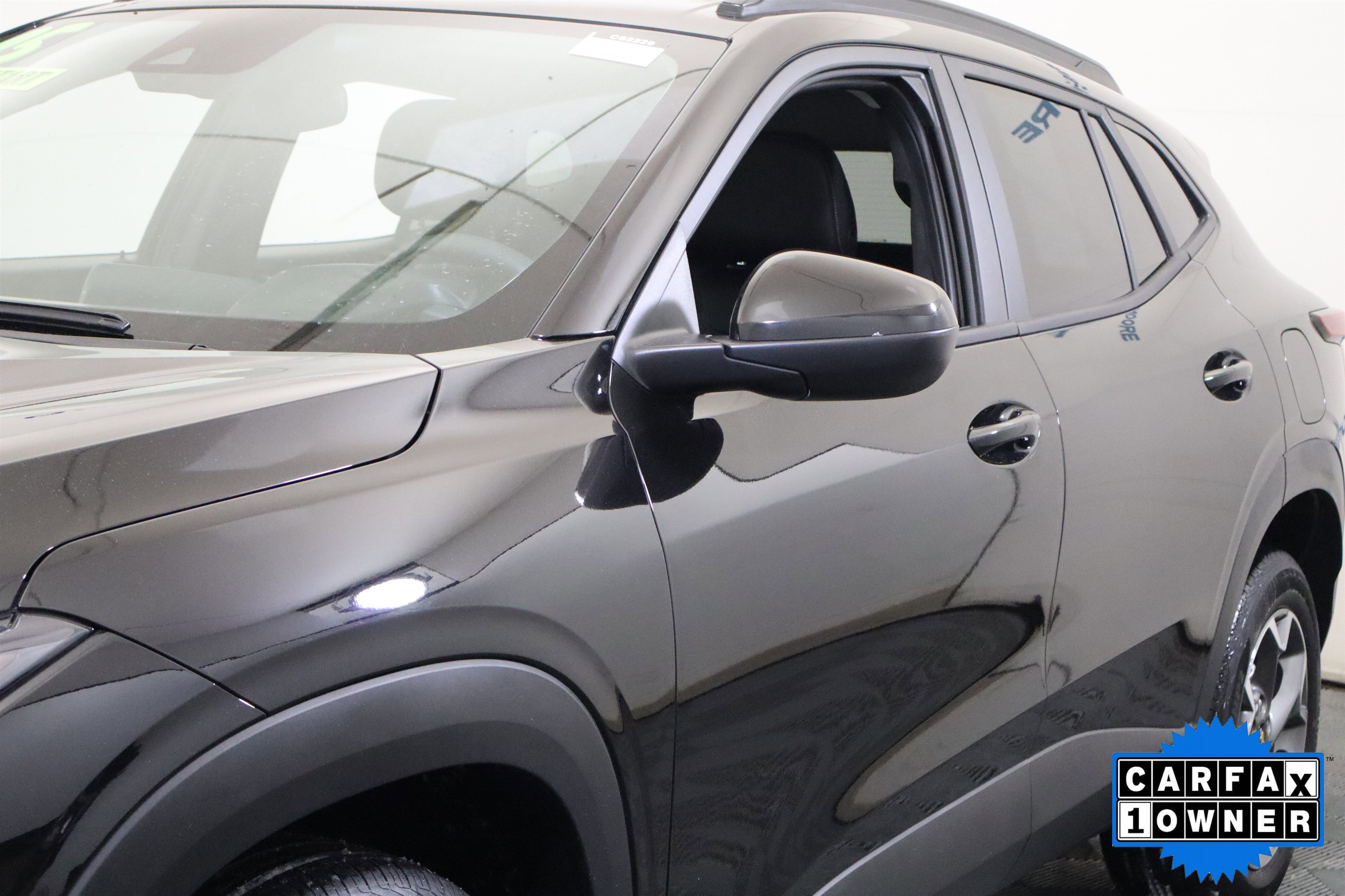 Used 2025 Chevrolet Trax LT image 12