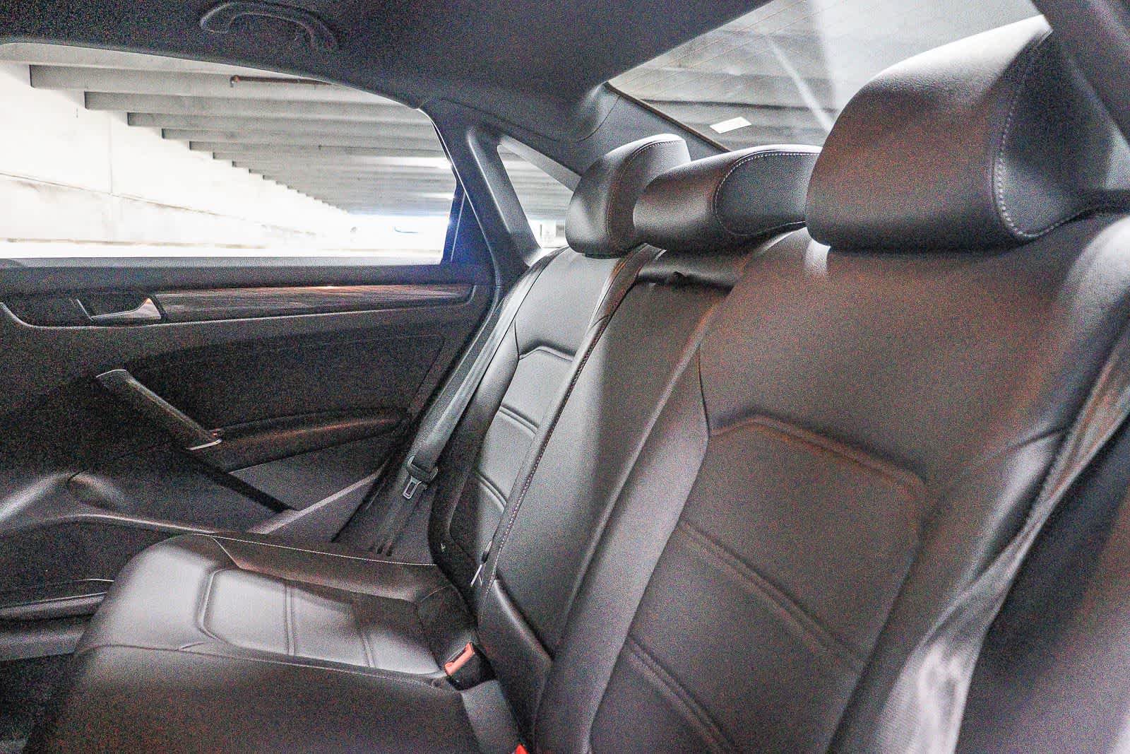 Used 2022 Volkswagen Passat 2.0T R-Line FWD image 20