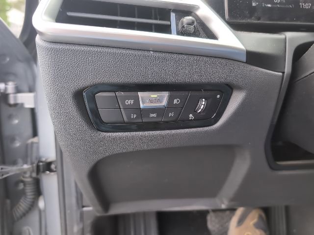 Used 2025 BMW 330i Sedan image 20