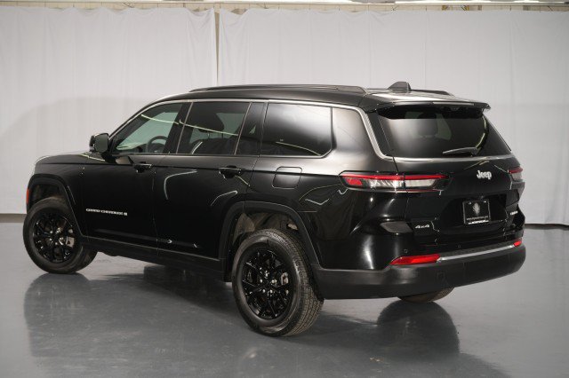 Used 2025 Jeep Grand Cherokee L Limited w/ Luxury Tech Group II AWD/4WD image 26