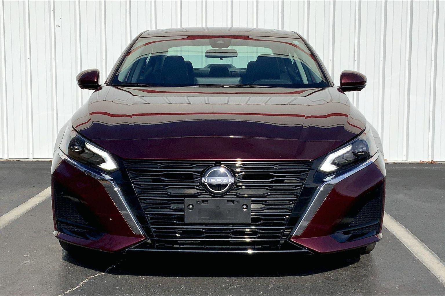 Used 2024 Nissan Altima 2.5 SL image 3