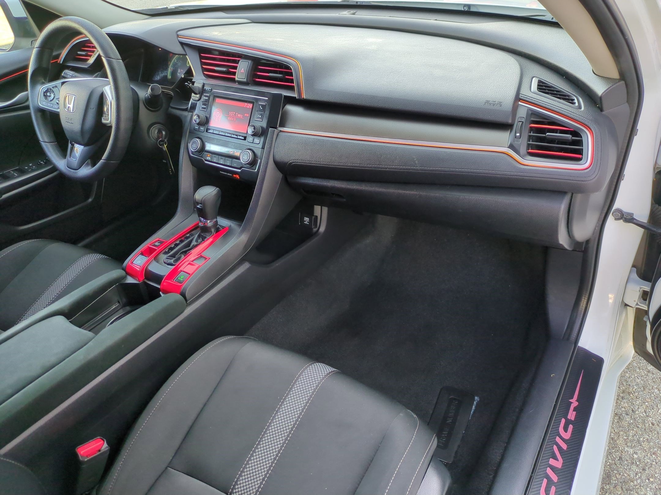 Used 2020 Honda Civic LX image 28