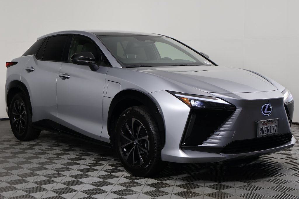 Certified 2026 Lexus RZ 350e 2WD w/ Technology Package image 3