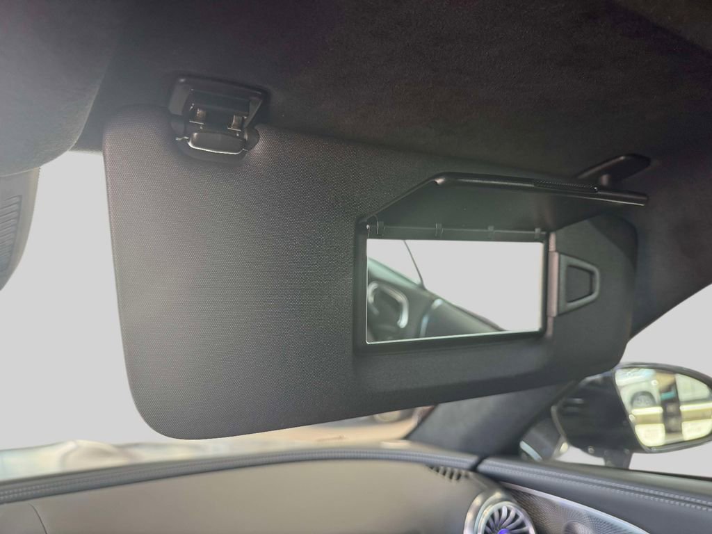 Used 2022 Mercedes-Benz SL 63 AMG 4MATIC image 29