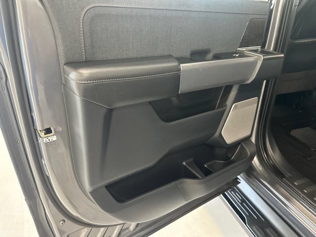 Used 2022 Ford F150 Lightning Lariat AWD/4WD image 28