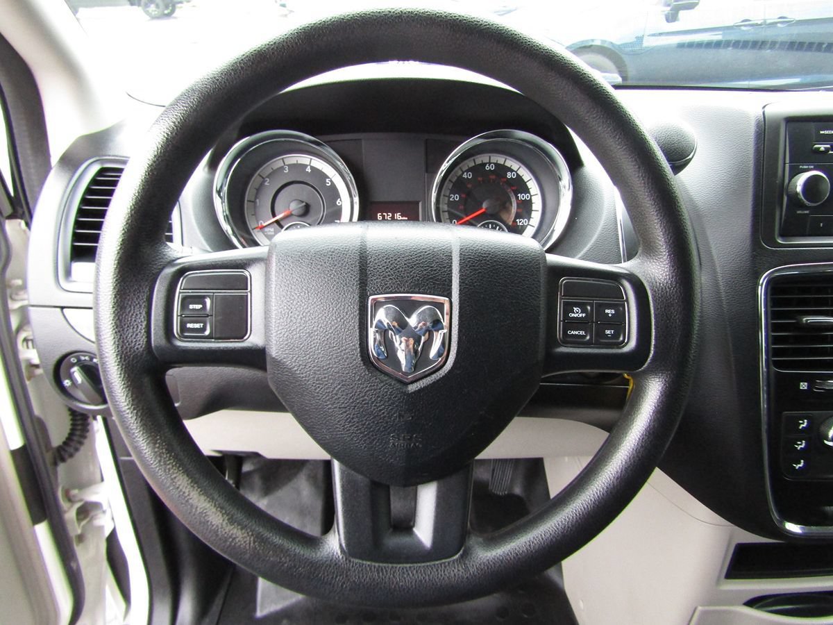 Used 2013 RAM C/V Tradesman FWD image 7