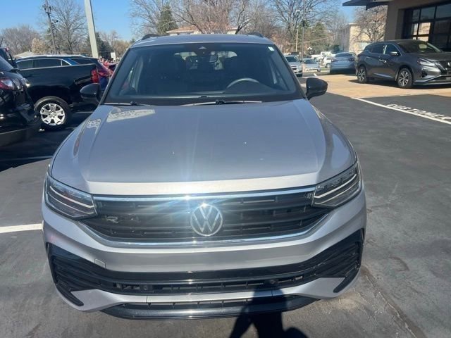 Used 2022 Volkswagen Tiguan SE R-Line video 2