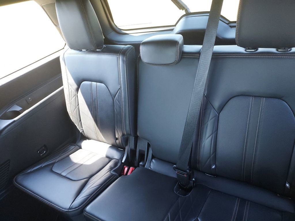 Used 2022 Ford Expedition Platinum image 30