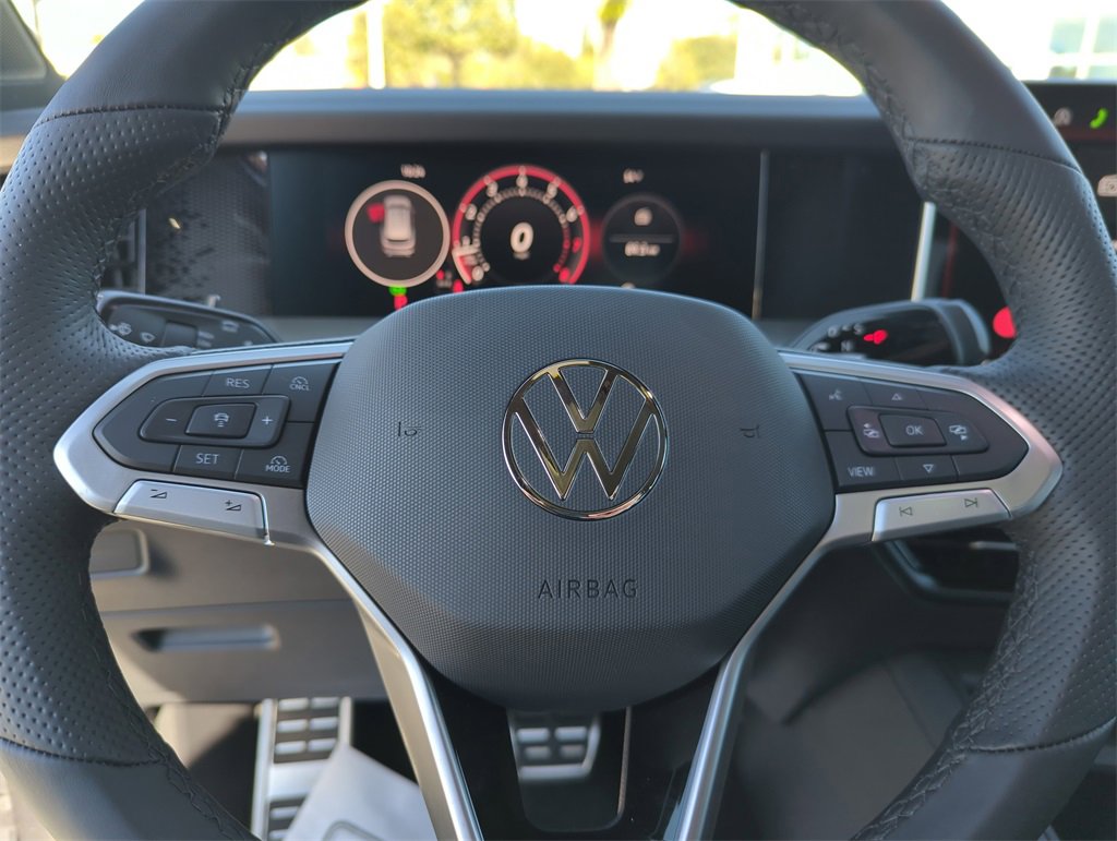 New 2026 Volkswagen Tiguan SE R-Line image 44