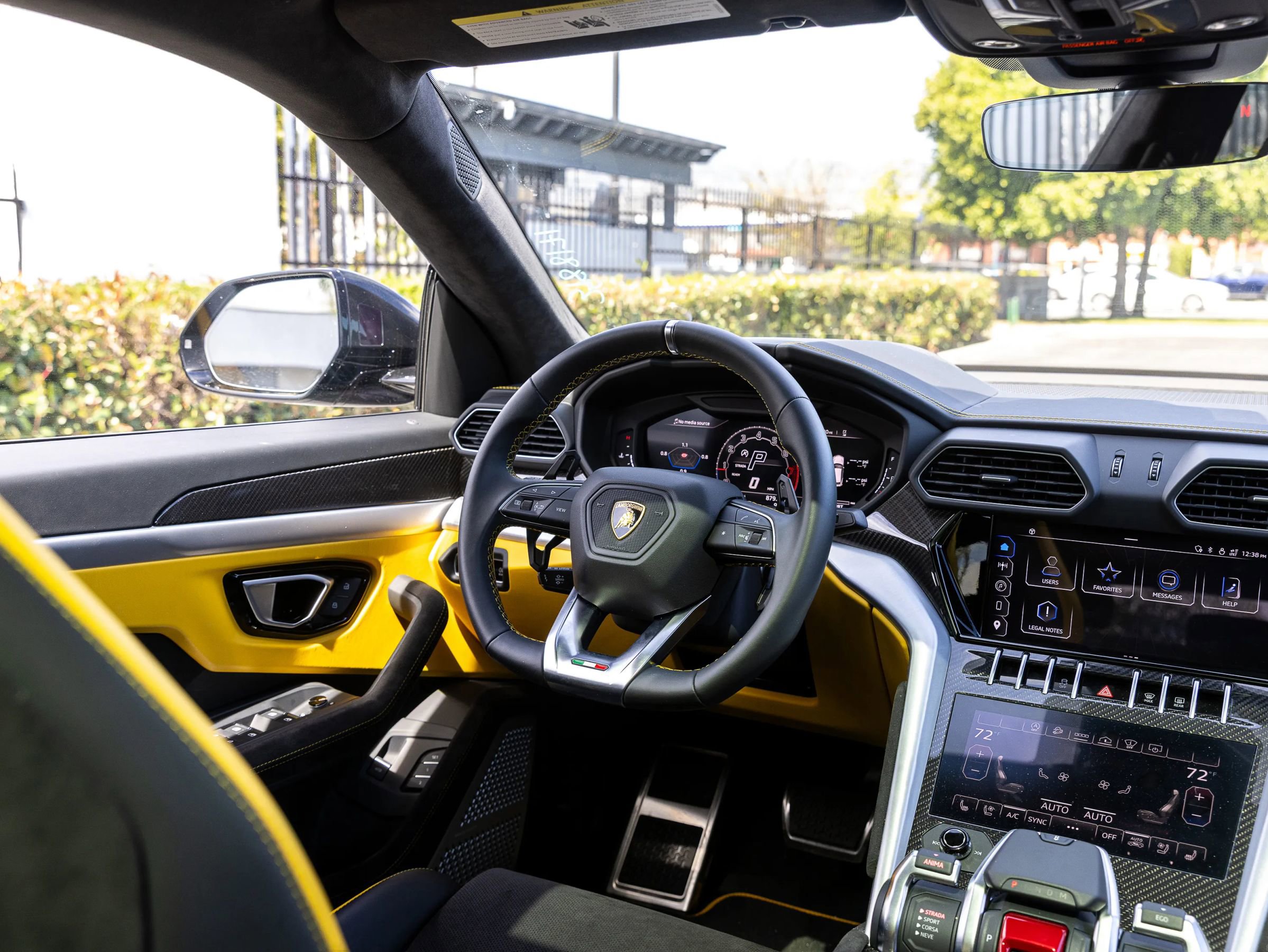 Used 2024 Lamborghini Urus S image 38