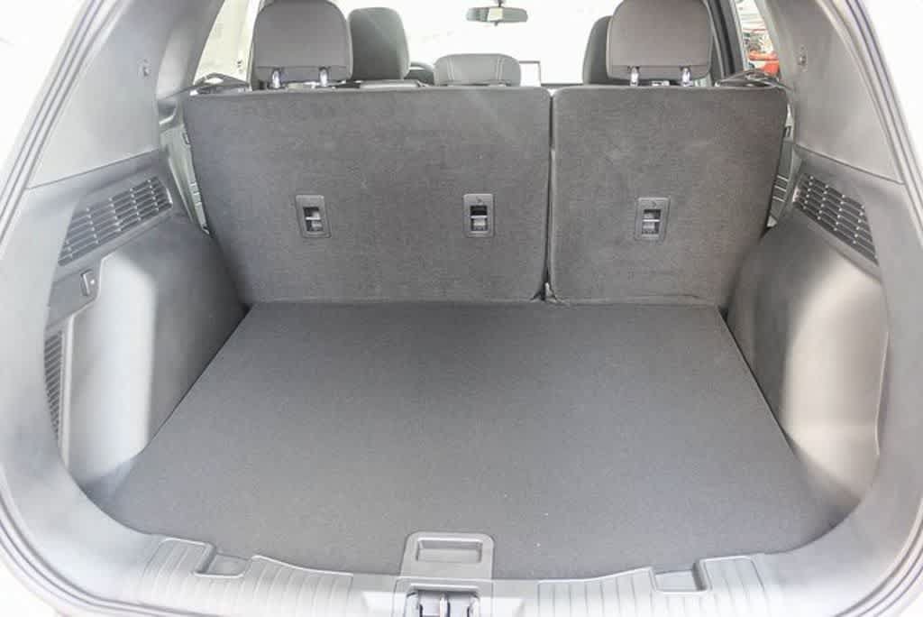 New 2024 Ford Escape Active w/ Tech Pack #2 FWD image 23