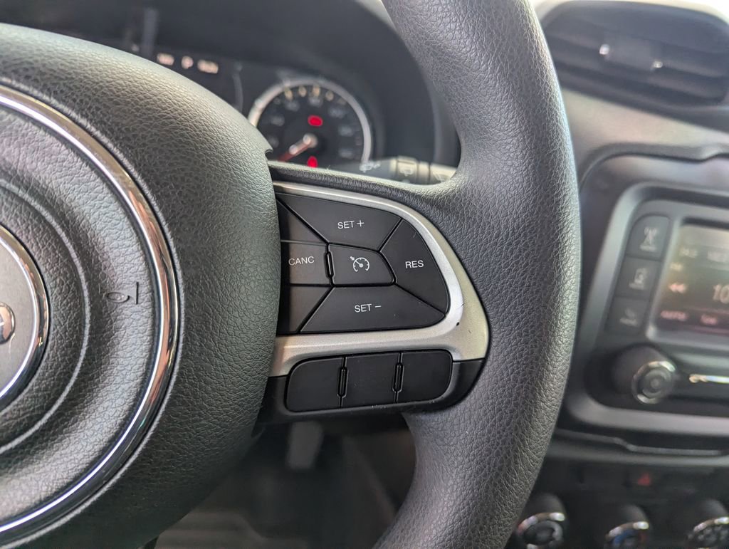 Used 2019 Jeep Renegade Sport w/ Sport Appearance Group image 17