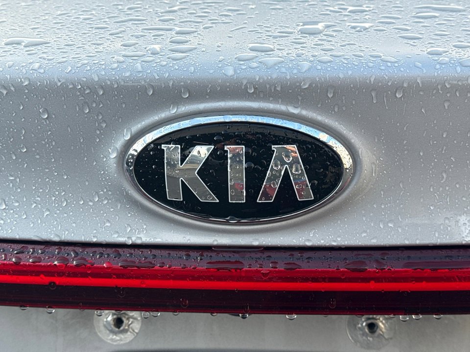 Used 2021 Kia Forte LXS image 17