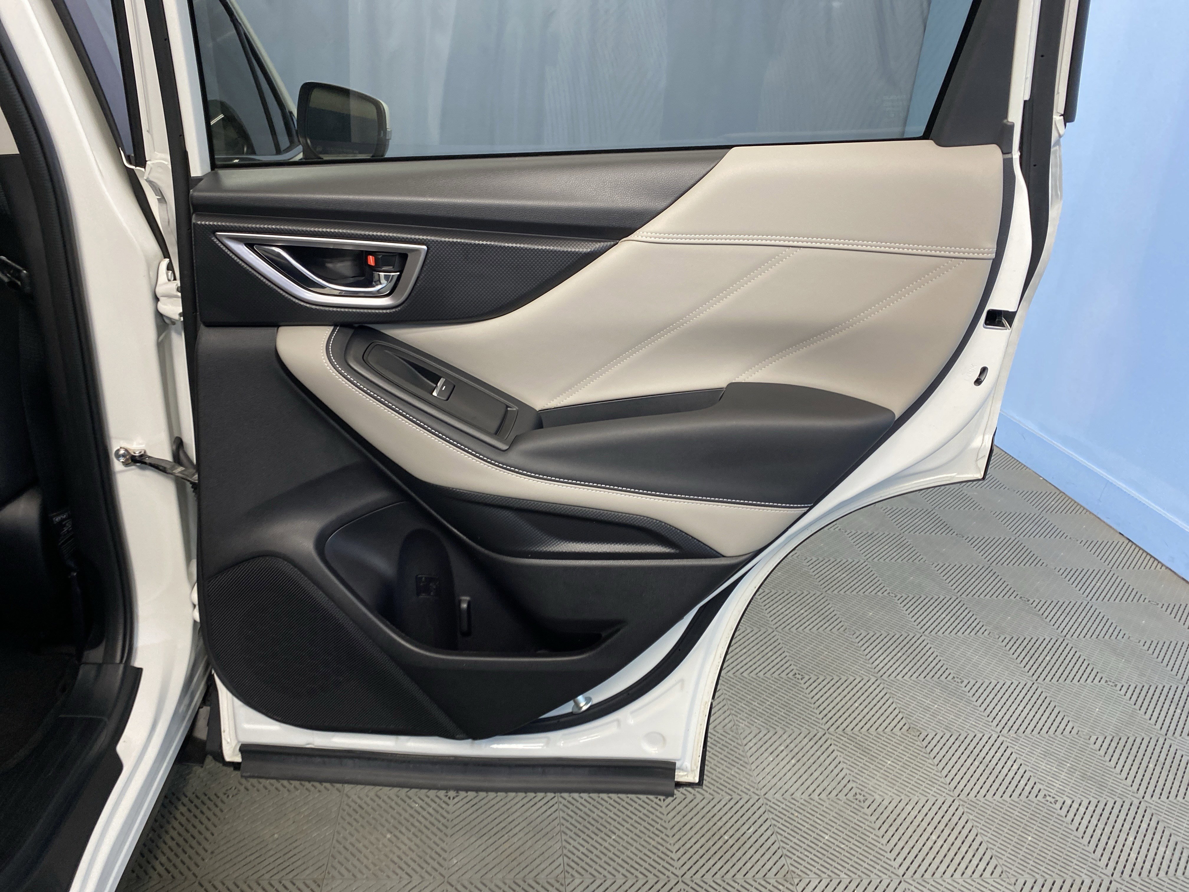 Used 2024 Subaru Forester Limited image 39