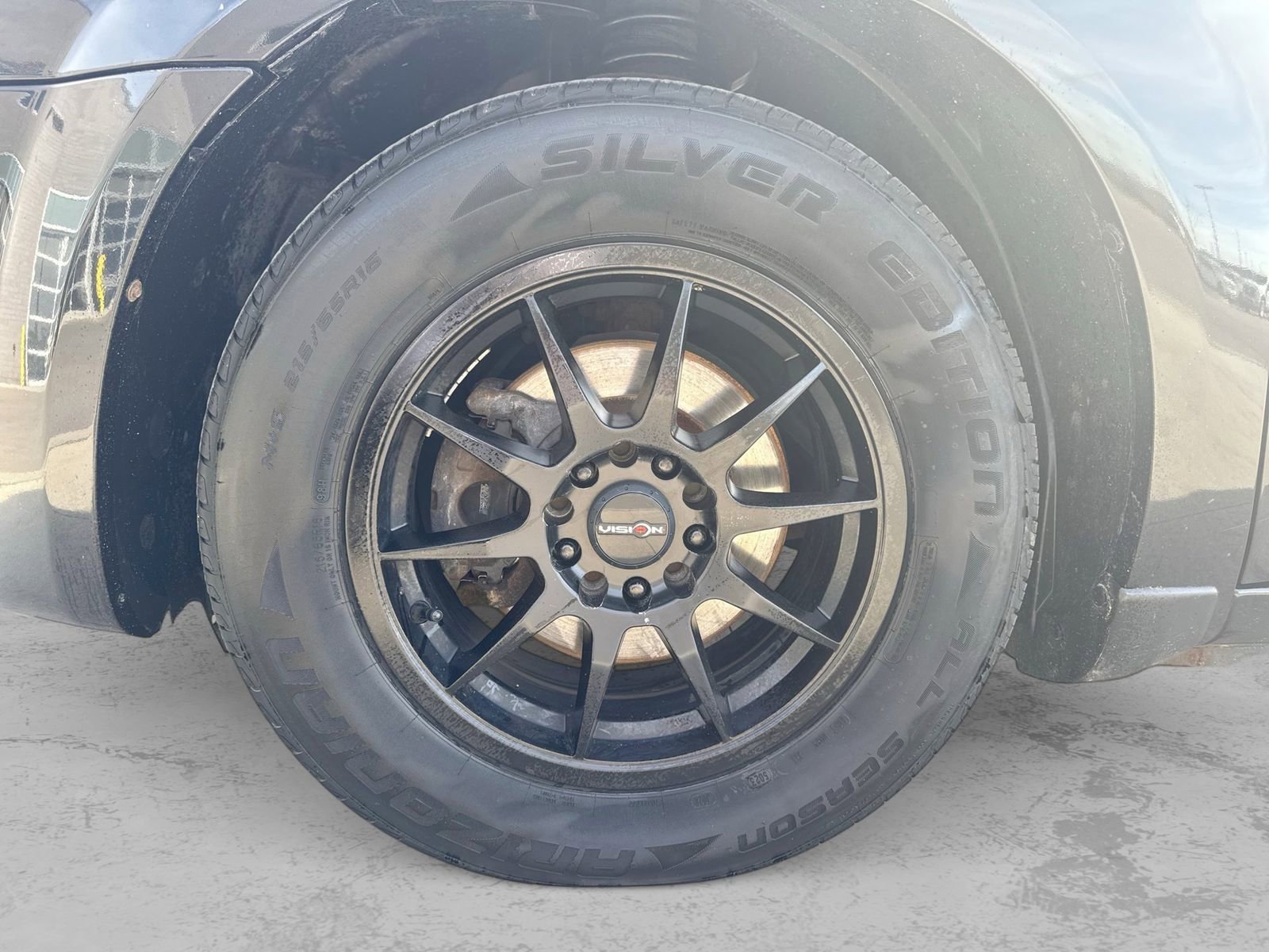 Used 2010 Dodge Avenger SXT FWD image 13