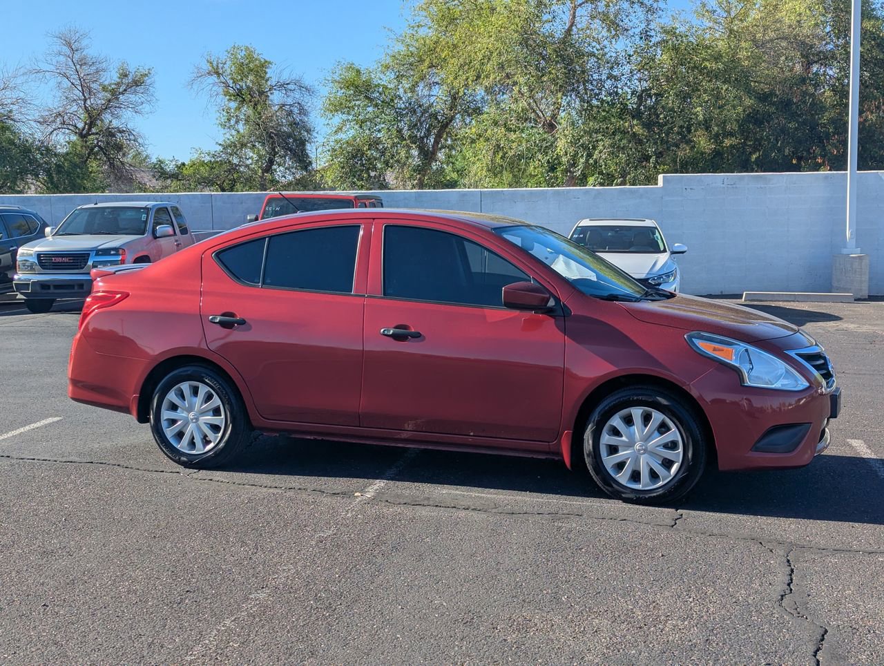 Used 2018 Nissan Versa S Plus FWD image 6