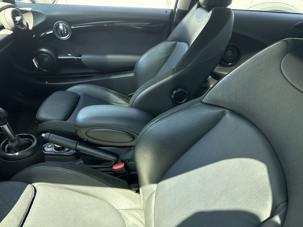 Used 2019 MINI Cooper S image 8