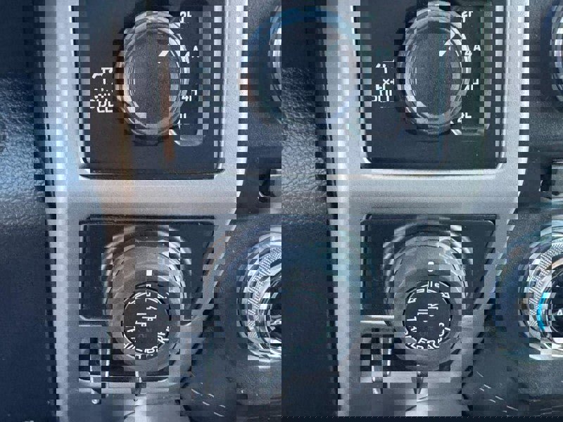 Used 2018 Ford F150 Lariat w/ Equipment Group 502A Luxury image 24