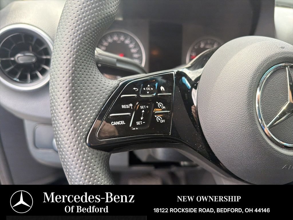 Used 2025 Mercedes-Benz Sprinter 2500 image 11