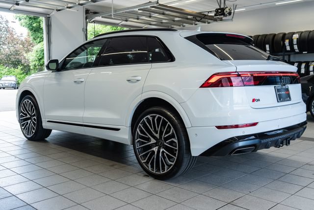 Used 2025 Audi Q8 Prestige AWD/4WD image 4